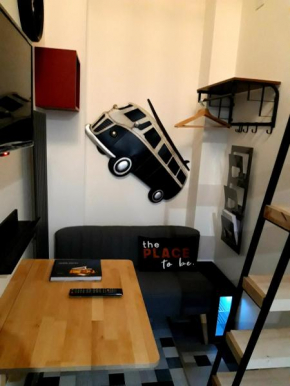 Metro Station Mini Van CAPSULA House